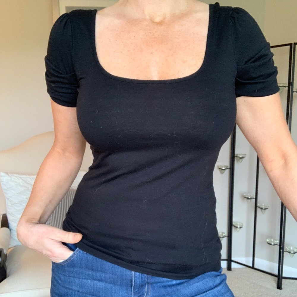 Black shirt sleeve top